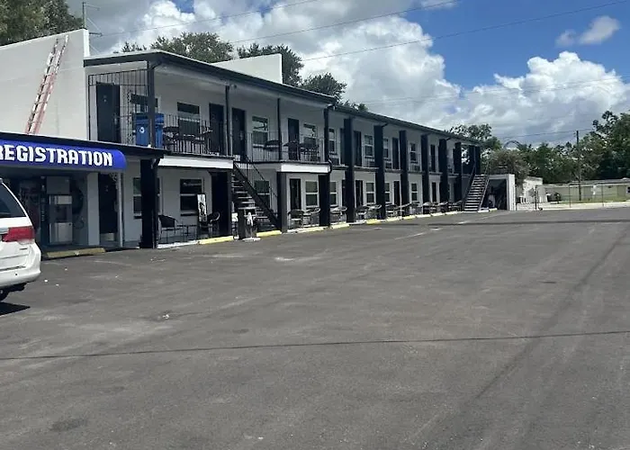 Gardenview Motel